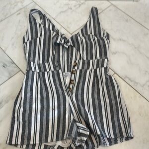 HYFVE gray and white striped open-back/tie-back romper